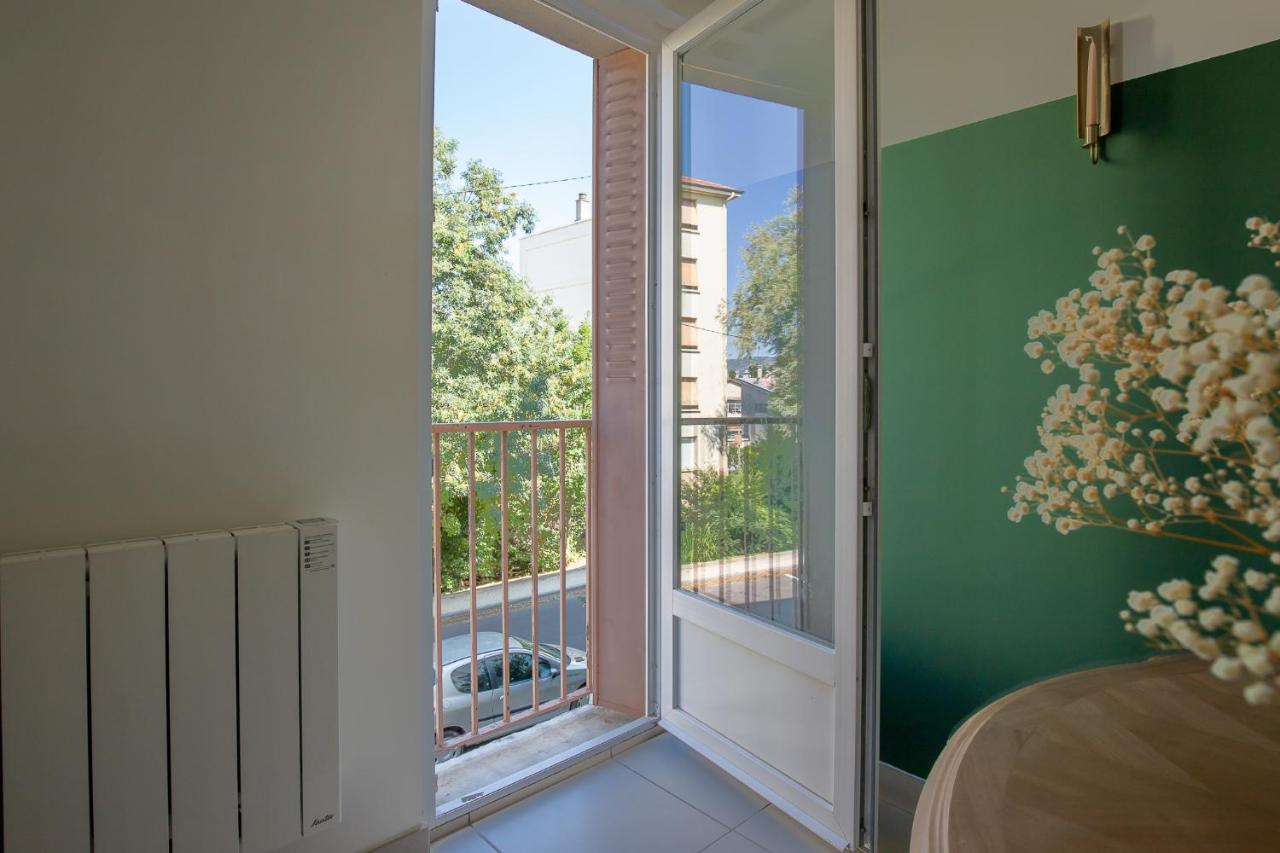 Appartement Spacieux 1 Chambre Parking Gratuit Βαλένς Εξωτερικό φωτογραφία