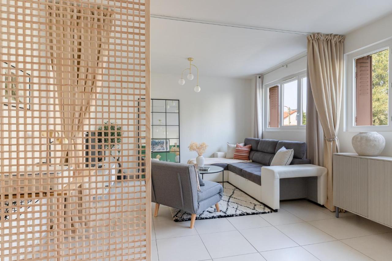 Appartement Spacieux 1 Chambre Parking Gratuit Βαλένς Εξωτερικό φωτογραφία